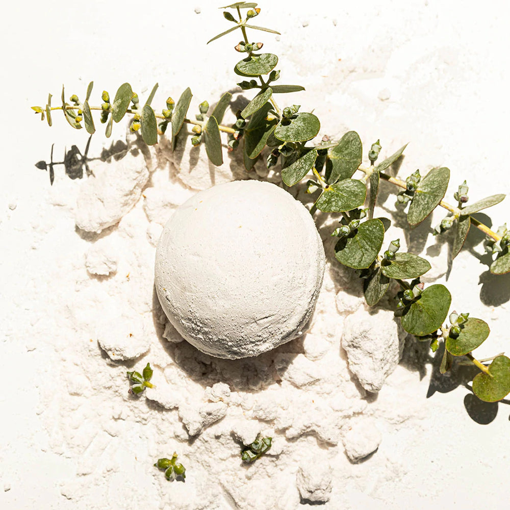 3 oz Eucalyptus Bath Soak | Botanika Life