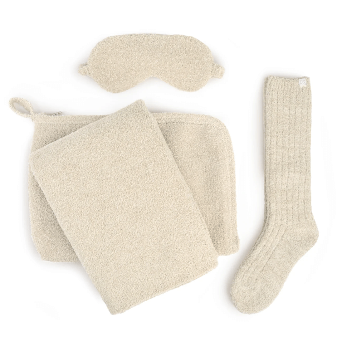 Travel Set (Blanket, Socks, Eyemask, Bag) | Kashwére