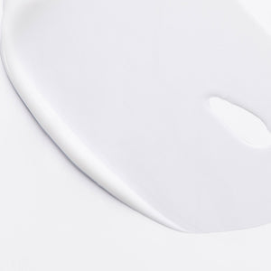 Close-up of smooth, white cream texture representing Hydra Original Cream | Phytomer, highlighting its rich, hydrating skincare formulation.